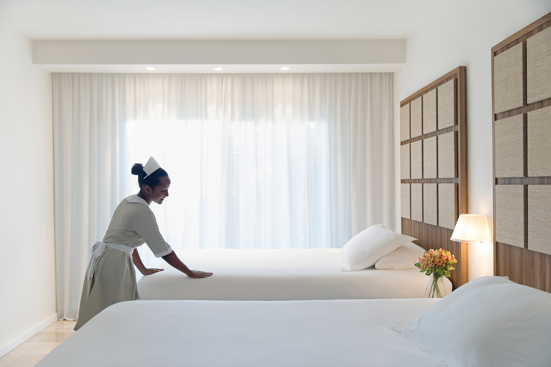 Should All Inclusive Resort Staff be Tipped or is it Already Included?