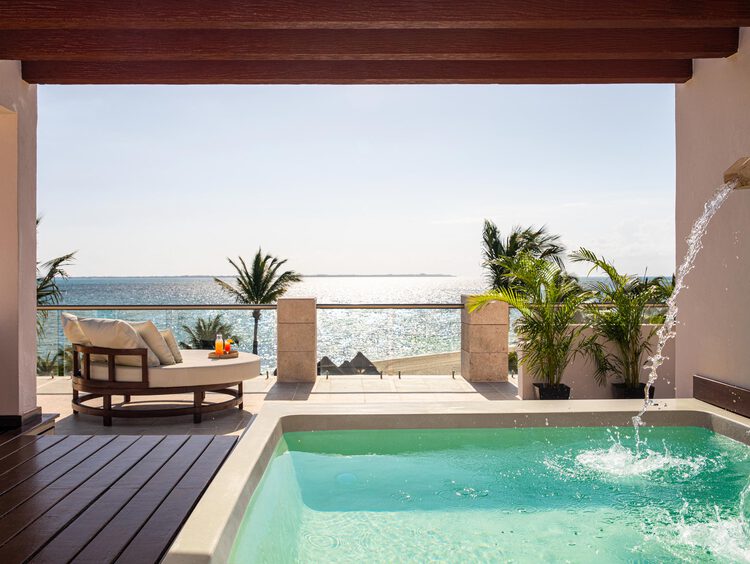 Suite impériale avec terrasse sur toit chez Excellence Playa Mujeres