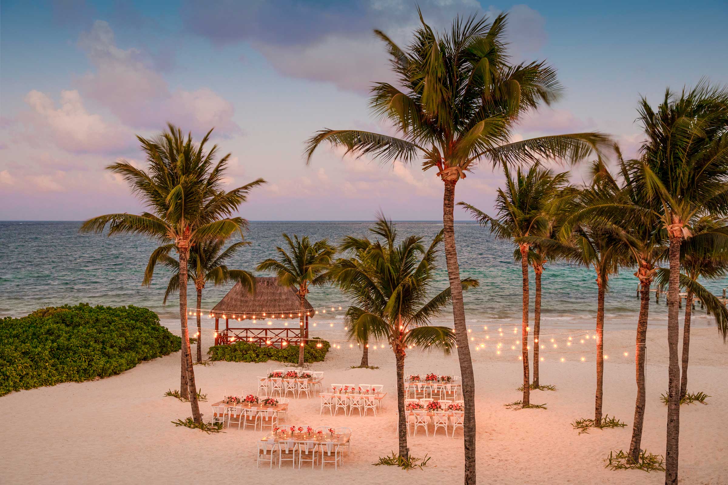 Cena de Bodas en la Playa en la Riviera Maya